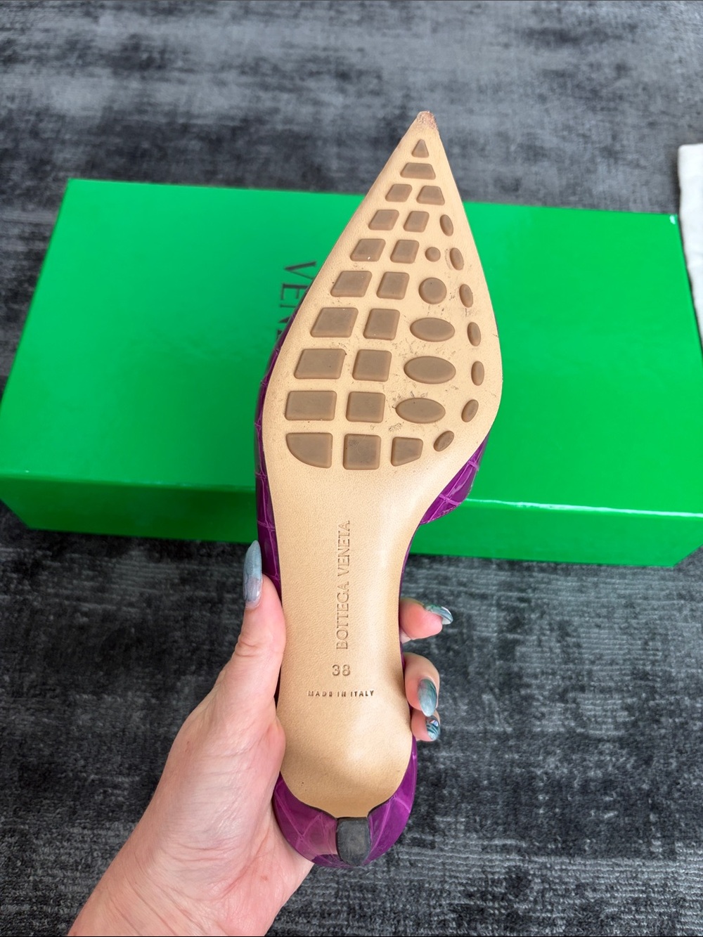 Bottega Veneta Mules and Box - Picture 4 of 4